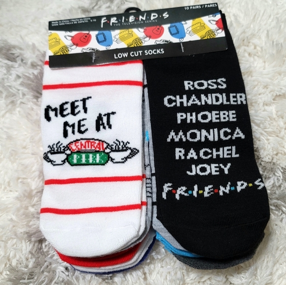 NWT Friends The Television Series Low Cut Socks (10 Pairs) - Picture 3 of 4